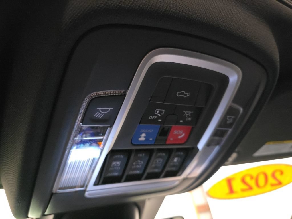 Used 2021 RAM 1500 Limited AWD/4WD image 24