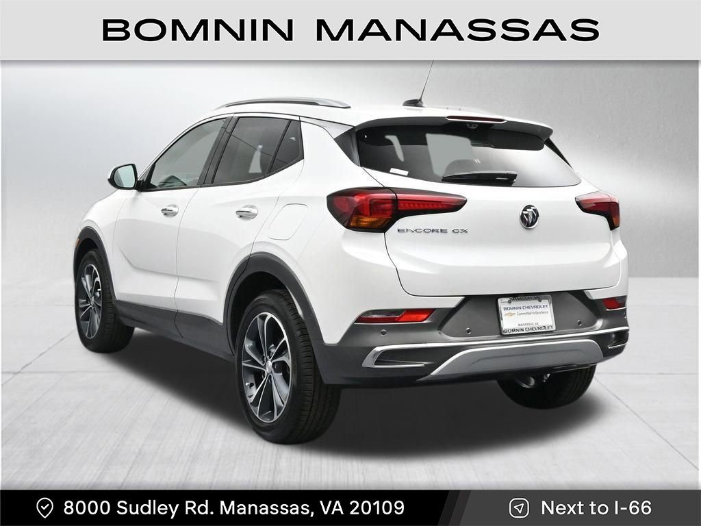 Used 2023 Buick Encore GX Essence w/ Advanced Technology Package FWD image 3