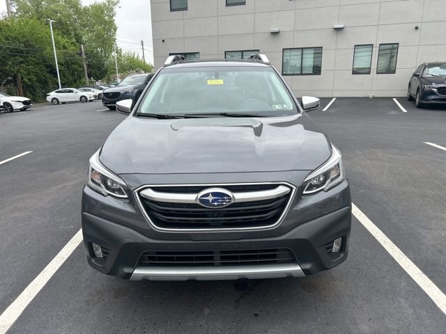 Used 2020 Subaru Outback Touring w/ Popular Package #2 AWD/4WD image 2