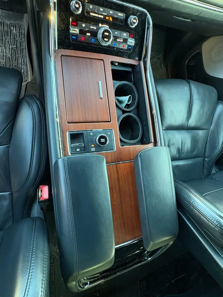 Used 2022 Lincoln Navigator Reserve image 19