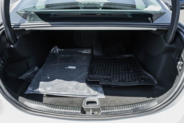 Used 2023 Mercedes-Benz C 300 4MATIC Sedan image 10