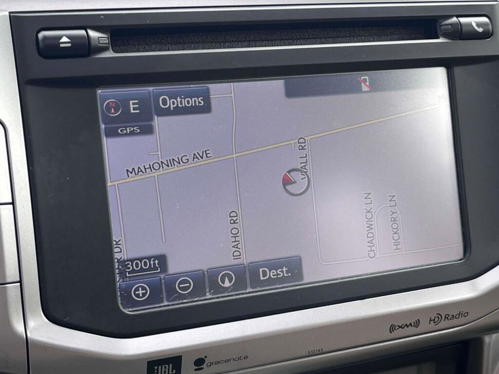 Used 2016 Toyota 4Runner Limited AWD/4WD image 26