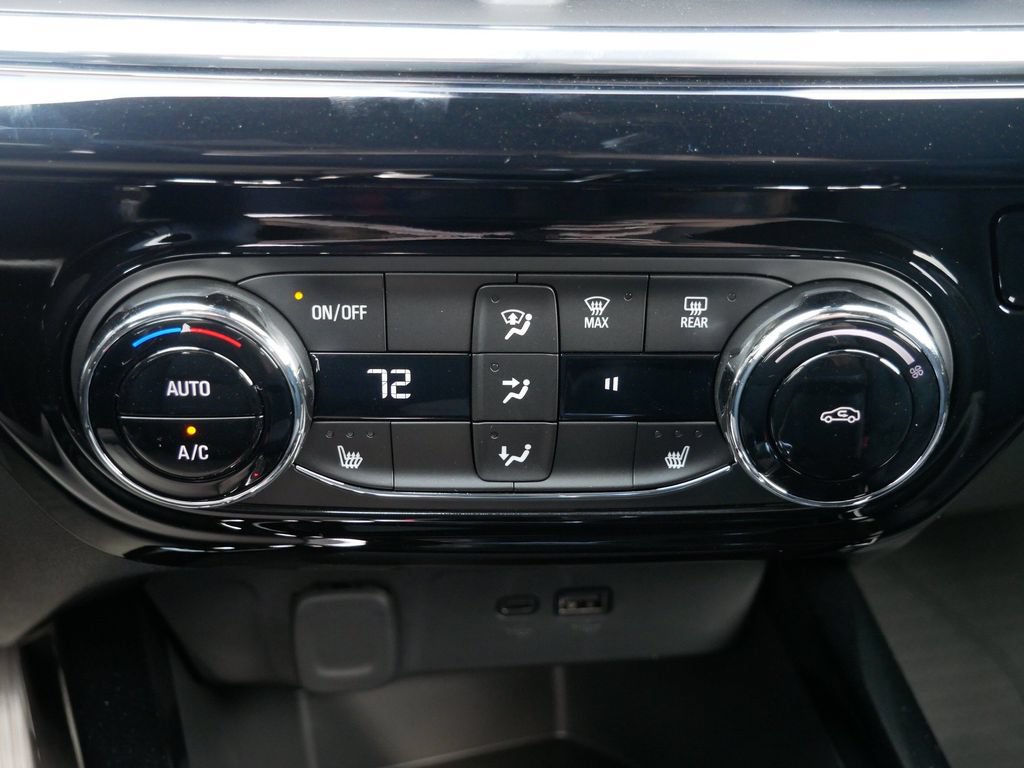 New 2026 Chevrolet Trax RS w/ Driver Confidence Package FWD image 22