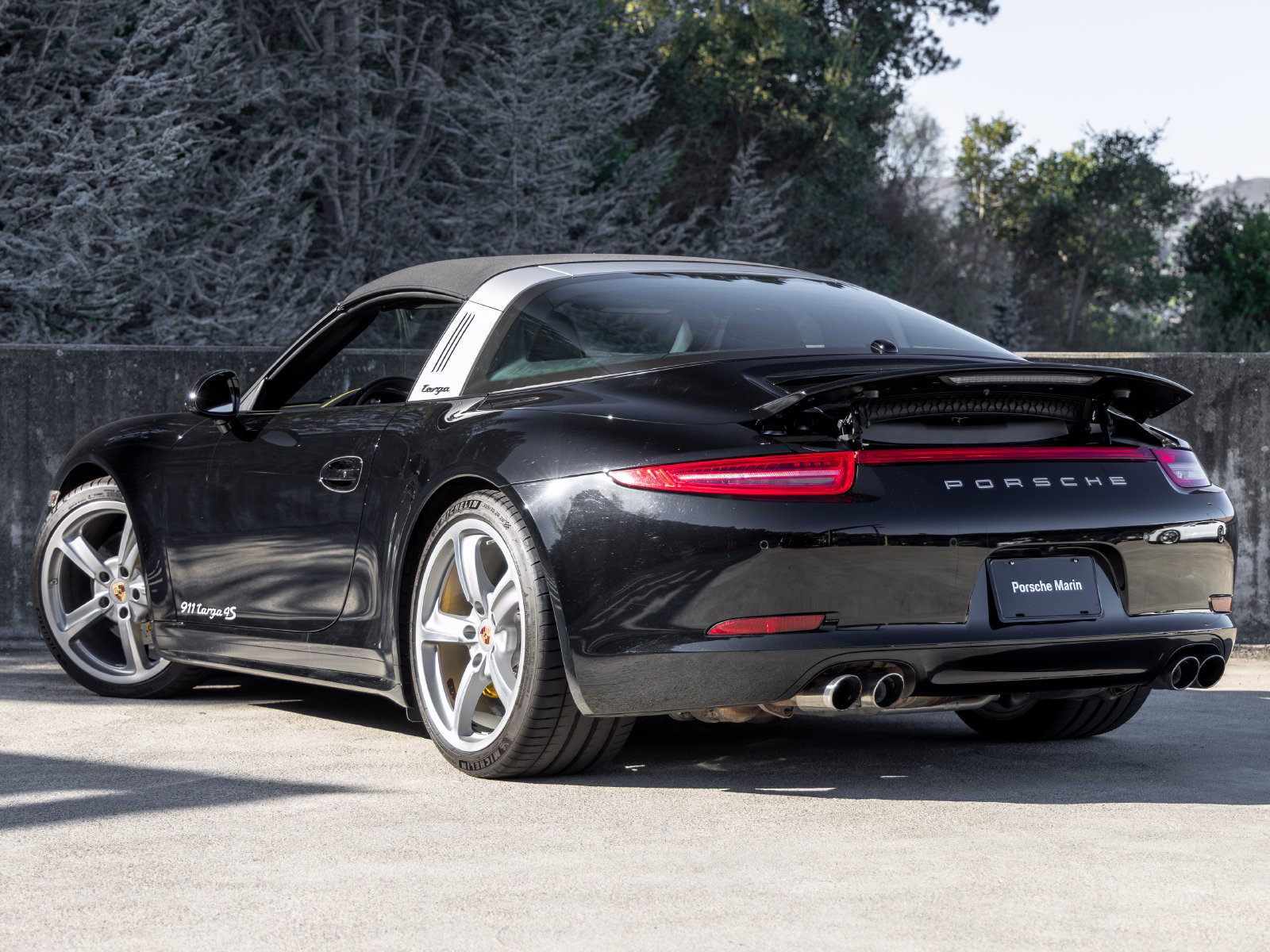 Used 2015 Porsche 911 Targa 4S AWD/4WD image 3