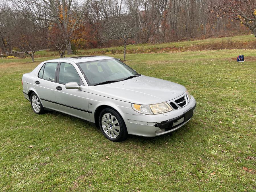 Used 2003 Saab 9-5 Linear image 2