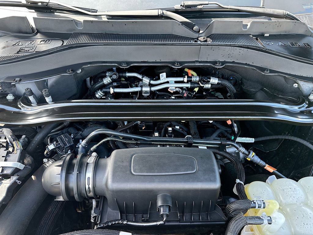 Used 2023 Ford Explorer Limited image 37