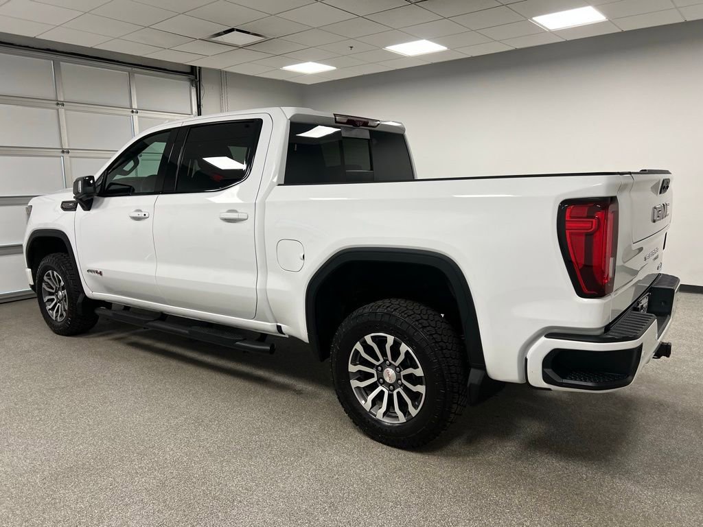 Used 2023 GMC Sierra 1500 AT4 w/ Technology Package image 9