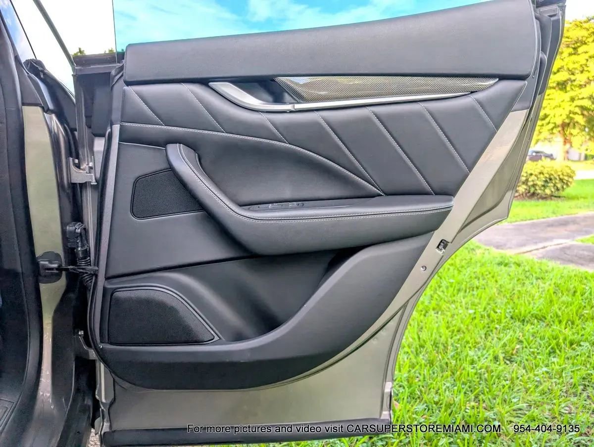 Used 2021 Maserati Levante image 60