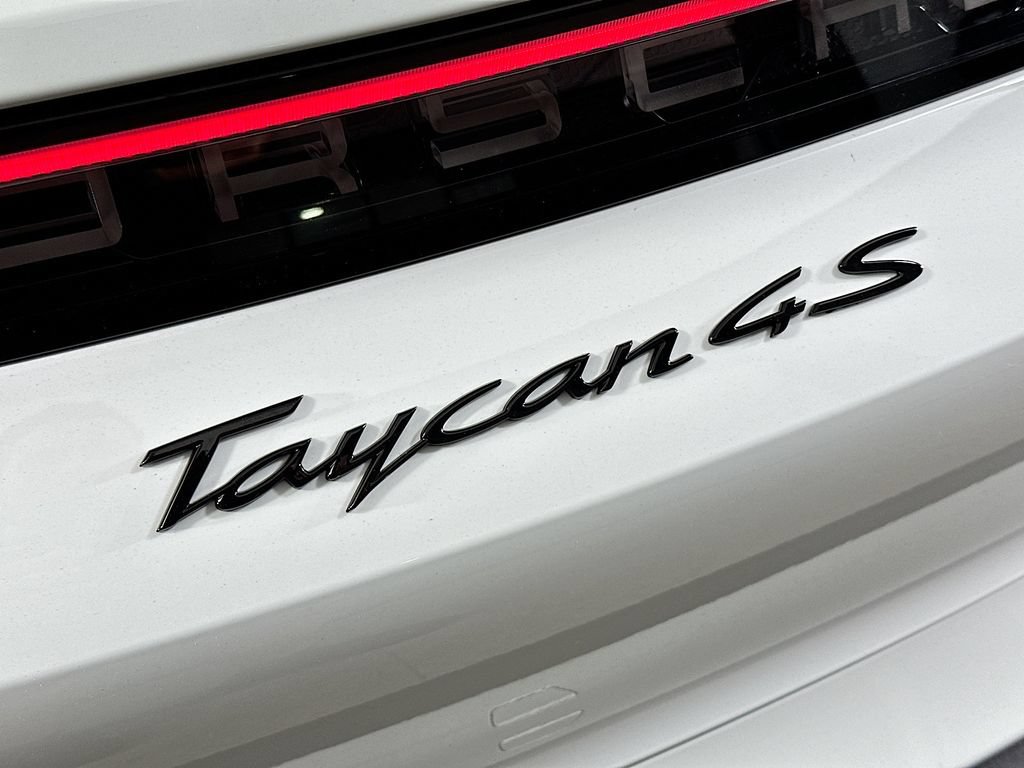 New 2025 Porsche Taycan 4S AWD/4WD image 32