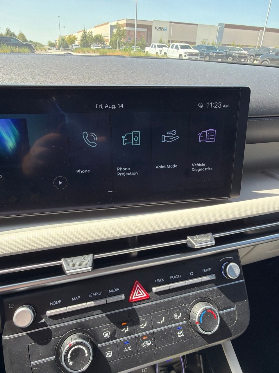 Used 2025 Hyundai Tucson SE FWD image 9