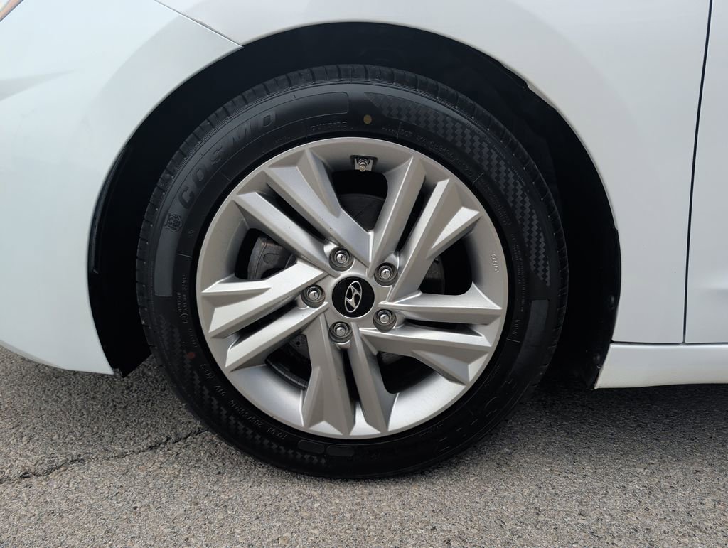 Used 2020 Hyundai Elantra SEL w/ Cargo Package (C1) image 4
