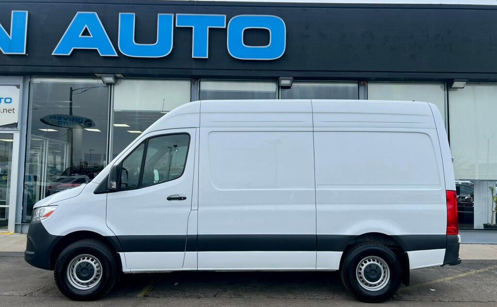 Used 2024 Mercedes-Benz Sprinter 2500 w/ Parking Package image 2