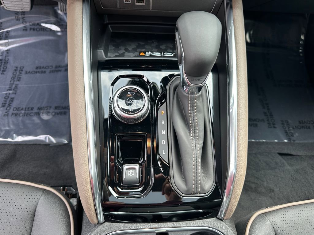 New 2026 GMC Canyon Denali image 17