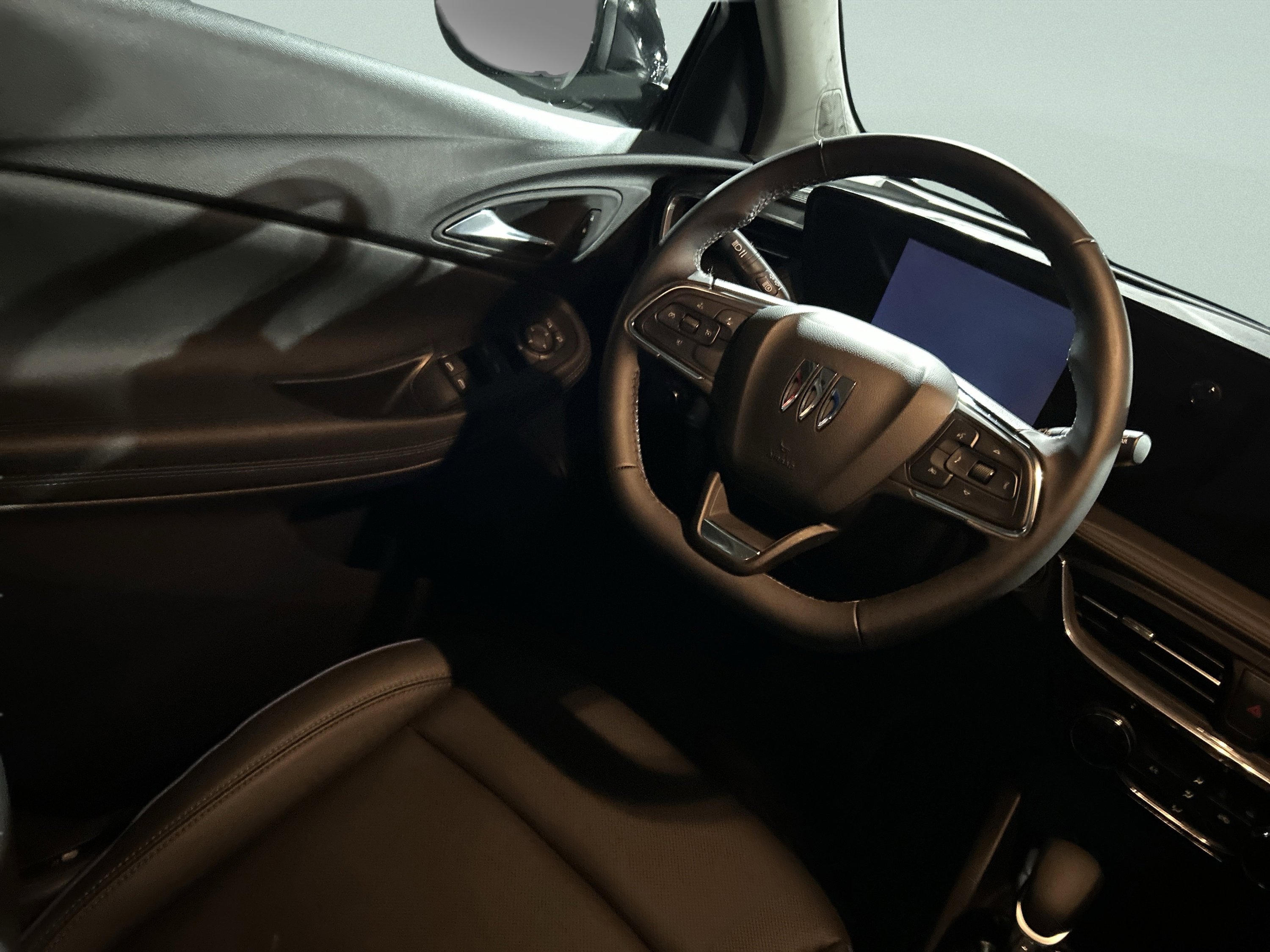 Used 2025 Buick Encore GX Sport Touring image 11