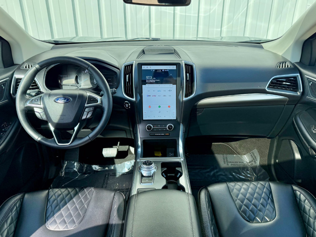 Used 2024 Ford Edge Titanium AWD/4WD image 34