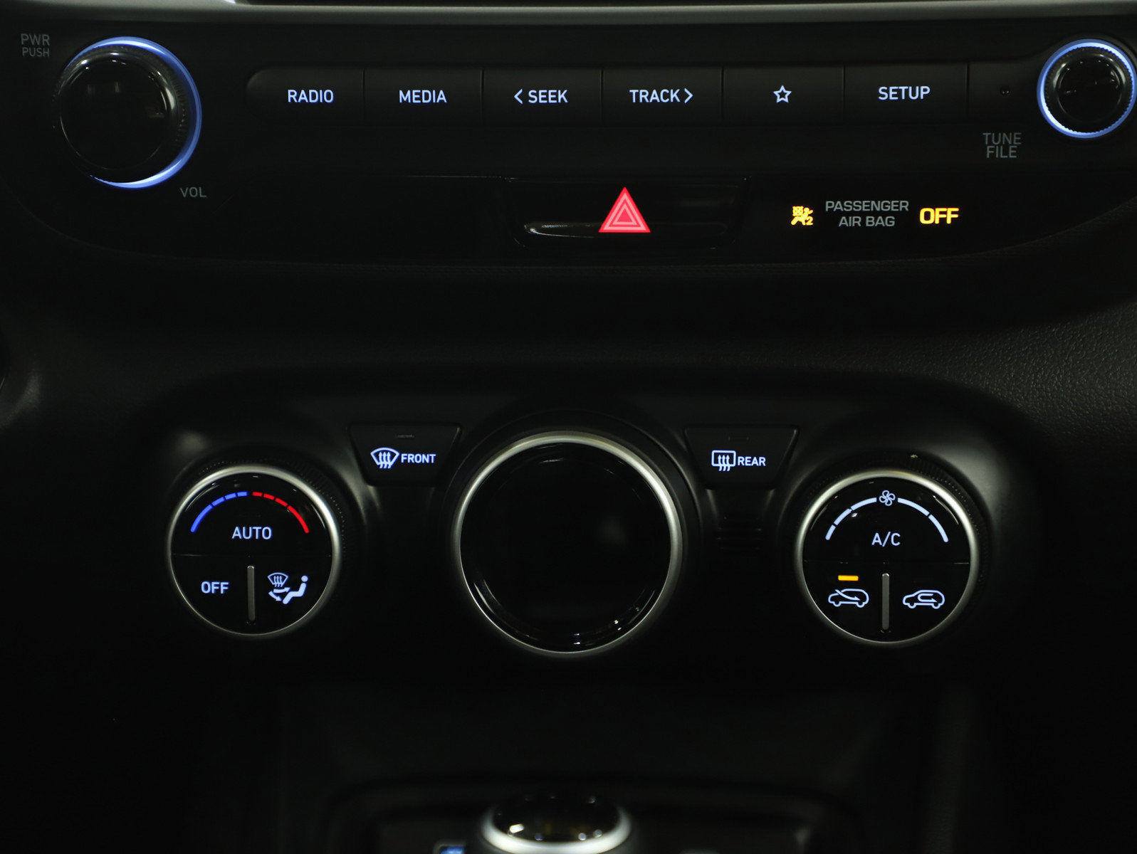 Certified 2026 Hyundai Venue SEL FWD image 15