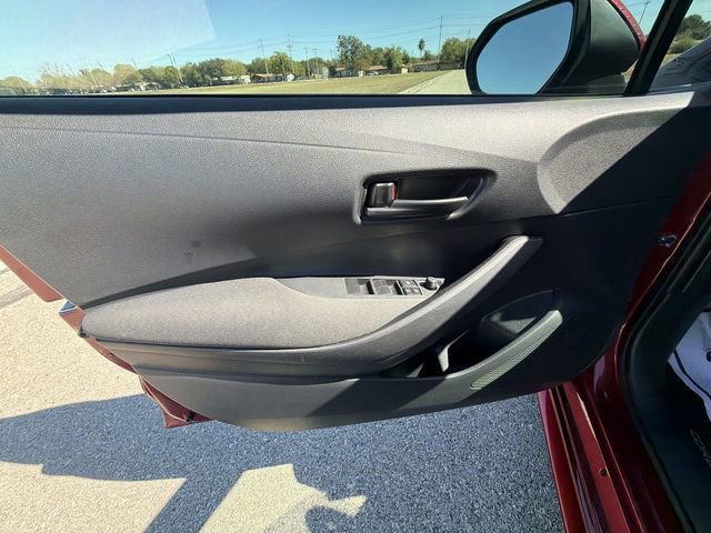 Used 2025 Toyota Corolla LE image 20