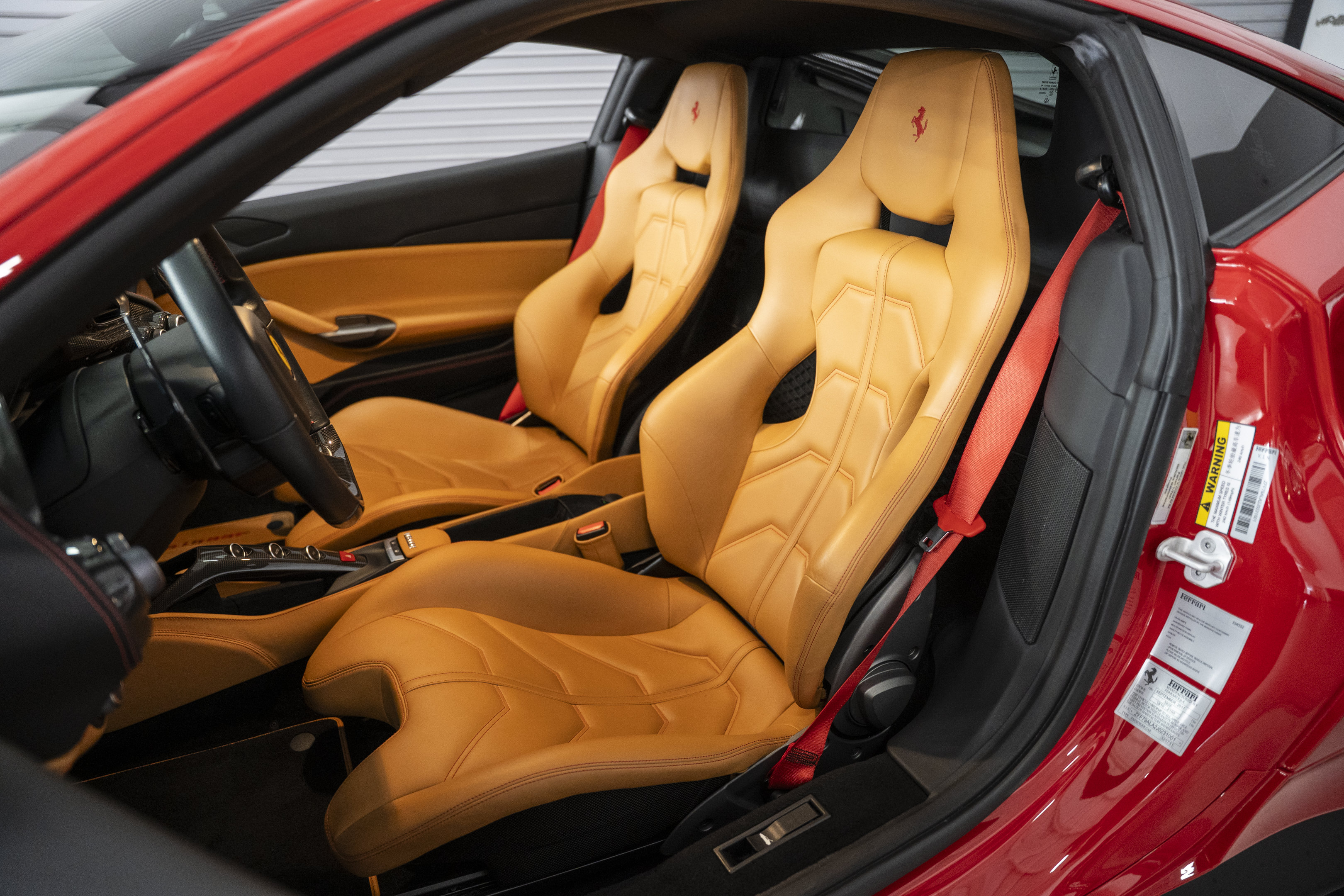 Used 2018 Ferrari 488 GTB RWD image 24