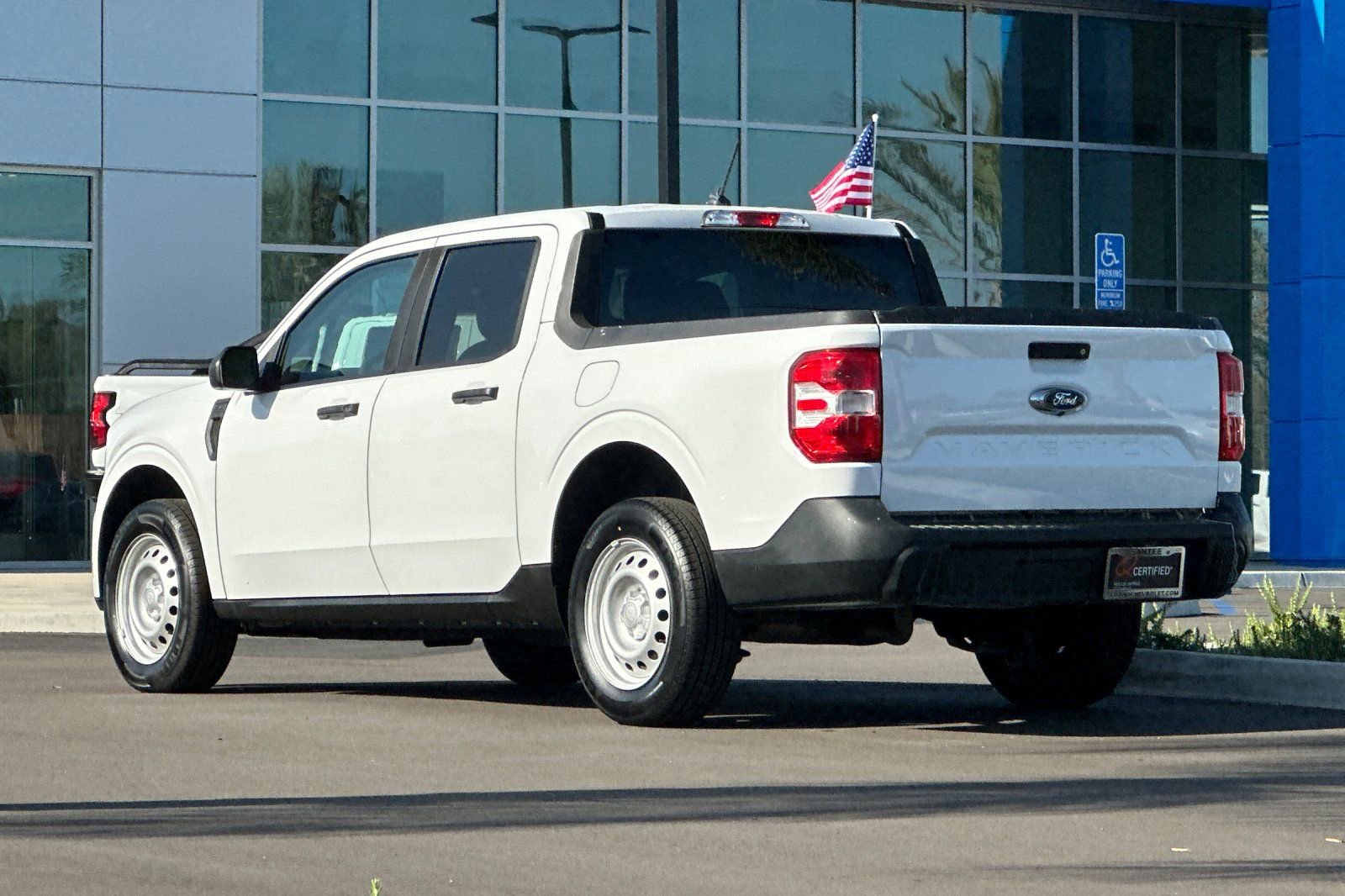 Used 2022 Ford Maverick XL image 6