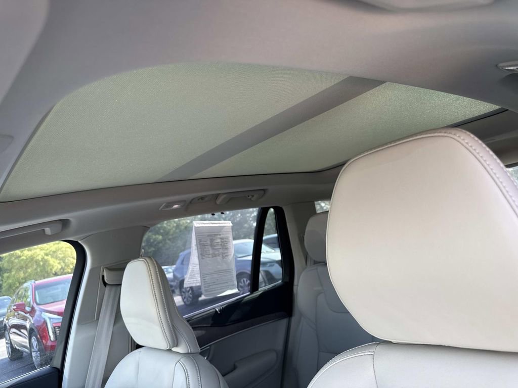 Used 2023 Volvo XC90 B6 Ultimate w/ Protection Package Premier image 33