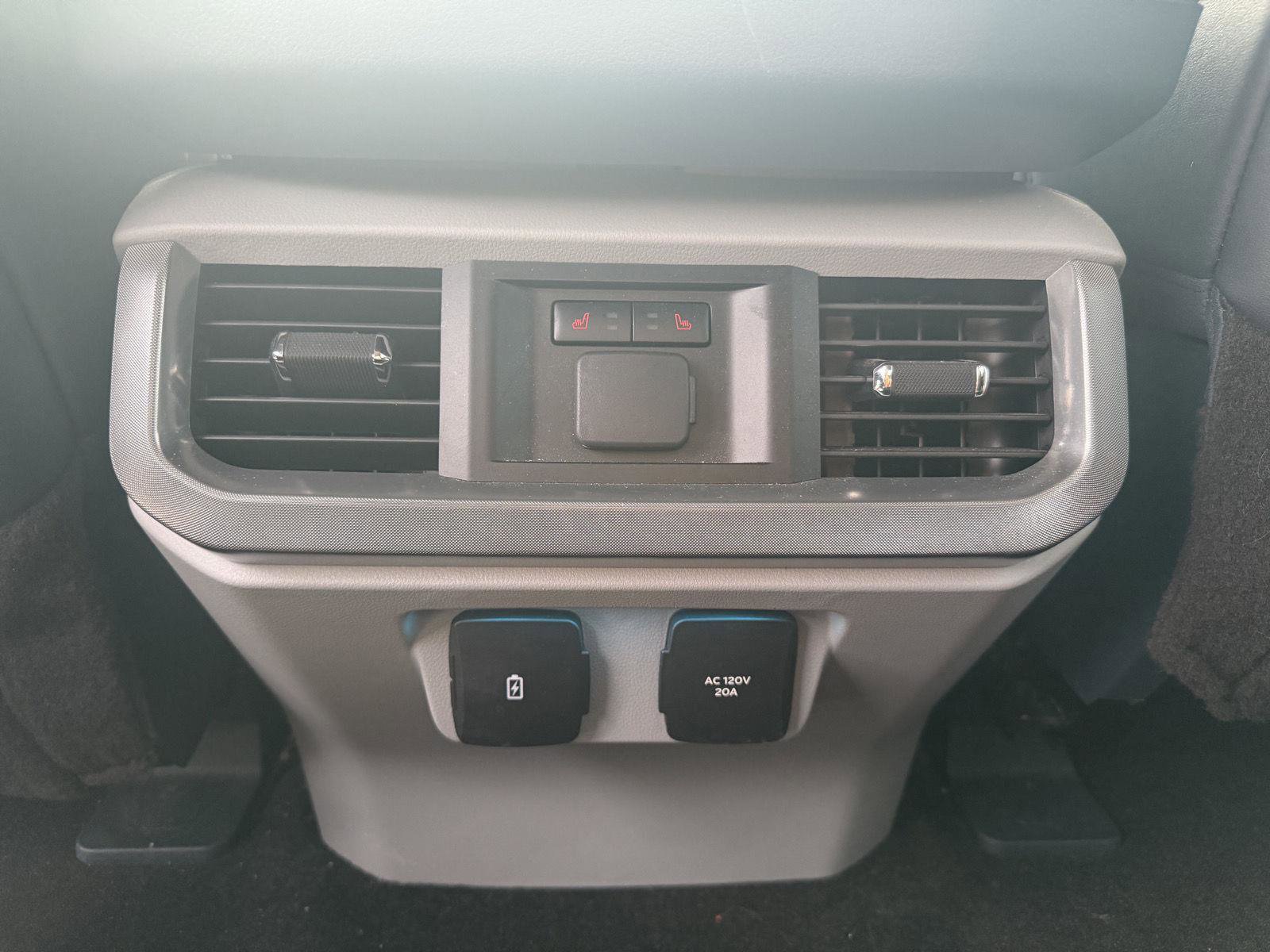 Used 2023 Ford F150 Limited image 29