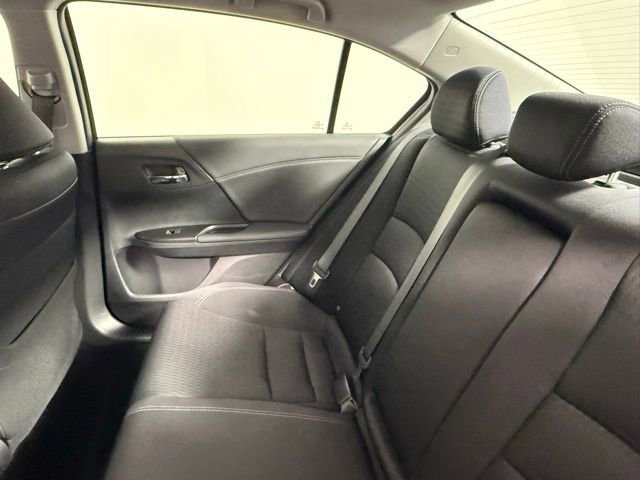 Used 2015 Honda Accord Sport image 40