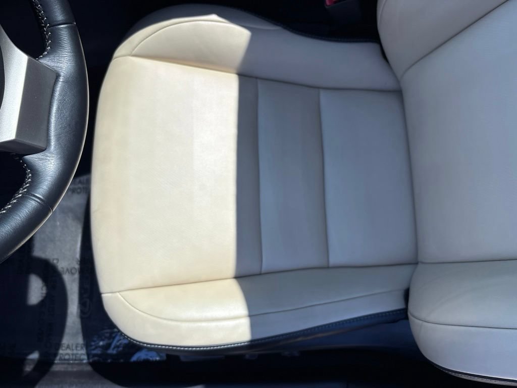 Used 2015 Lexus CT 200h w/ Navigation Package FWD image 15