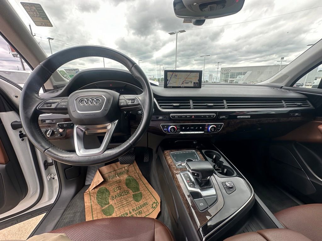 Used 2018 Audi Q7 3.0T Prestige w/ Prestige Package AWD/4WD image 13