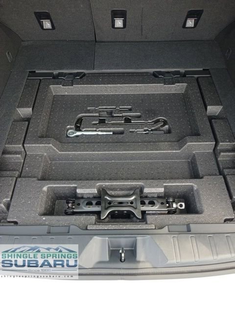 Certified 2025 Subaru Outback Onyx Edition AWD/4WD image 34