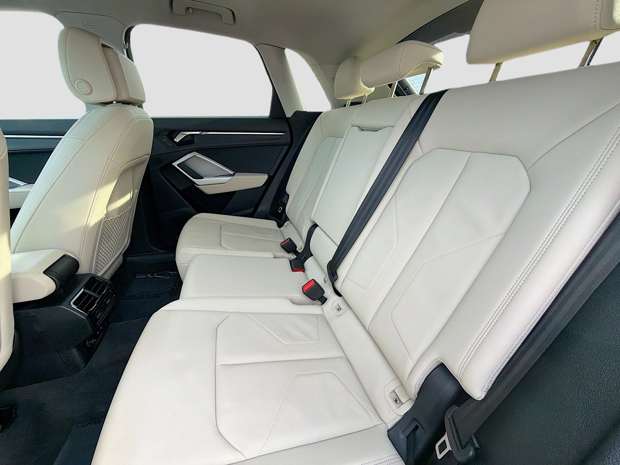 Certified 2024 Audi Q3 2.0T Premium Plus image 21