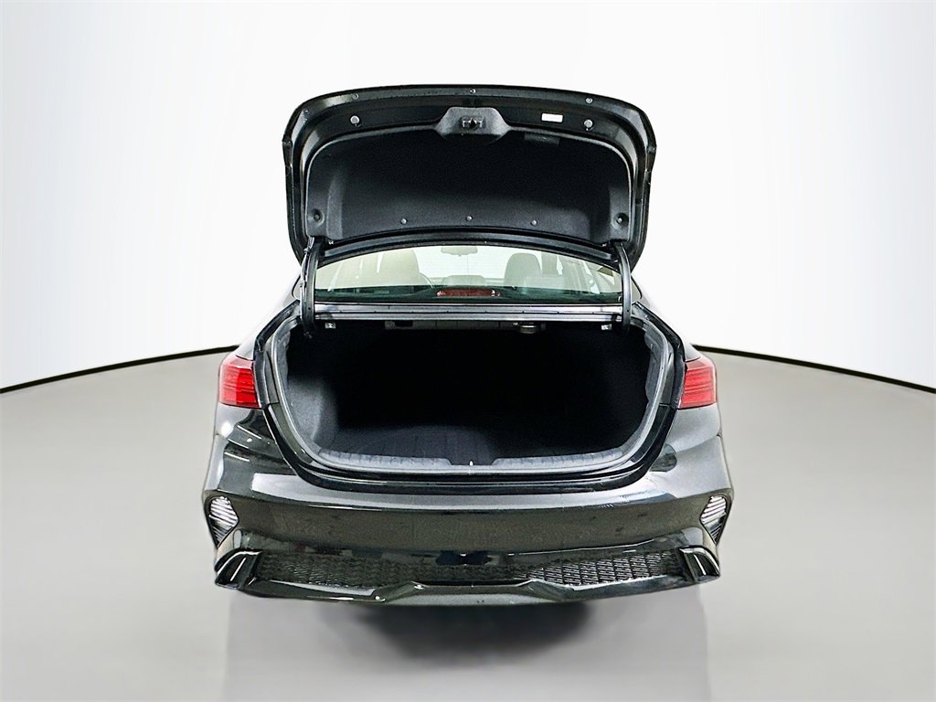 Used 2024 Kia Forte GT-Line w/ GT-Line Premium Package image 34