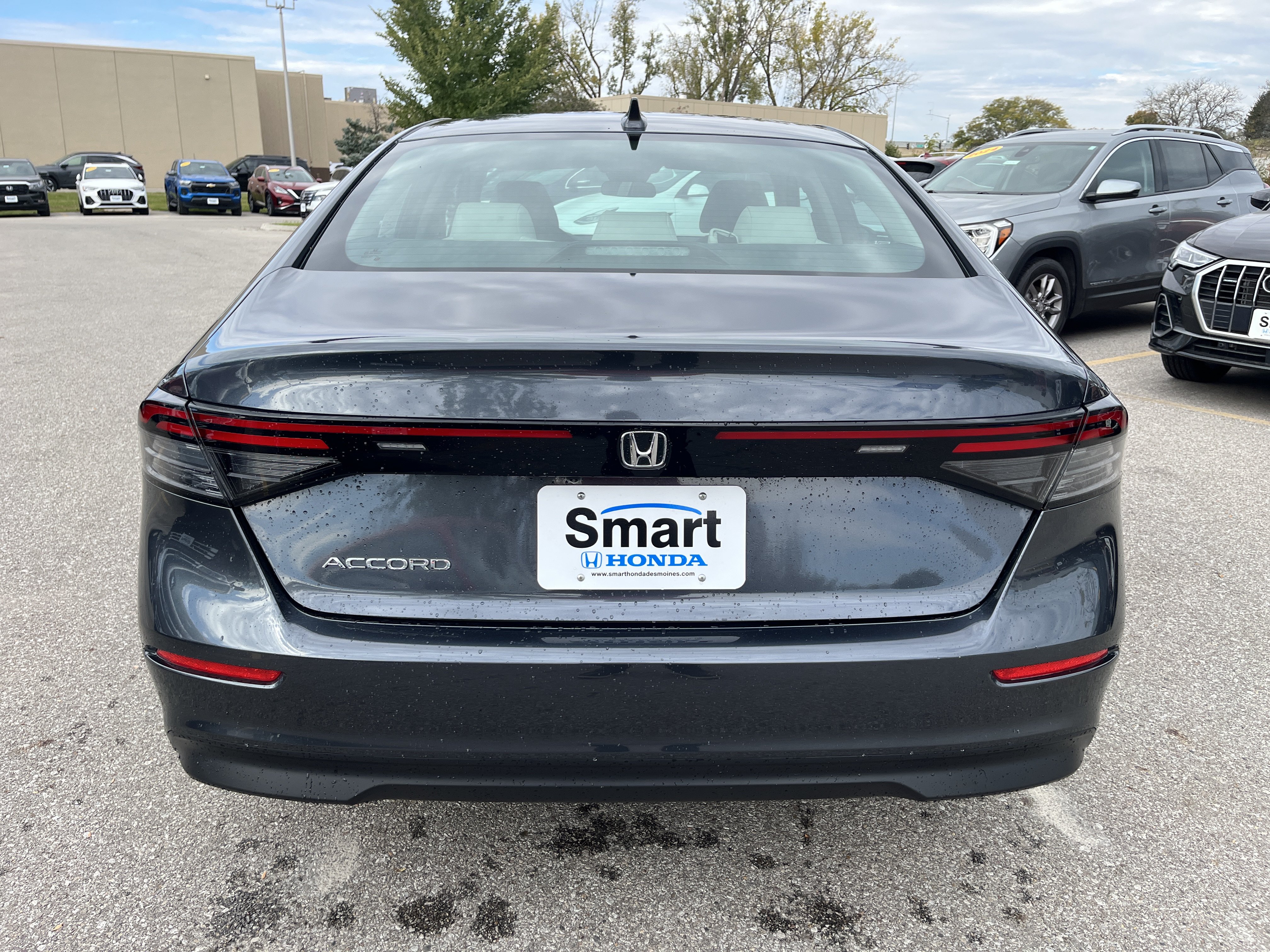 Used 2023 Honda Accord EX image 10
