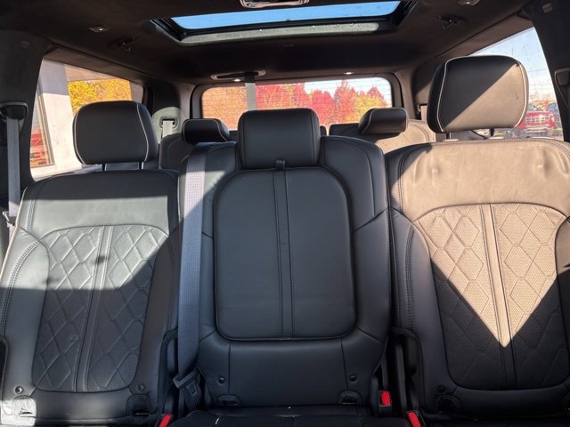 Used 2024 Jeep Grand Wagoneer Series III w/ Rear Seat Video Group 1 image 11