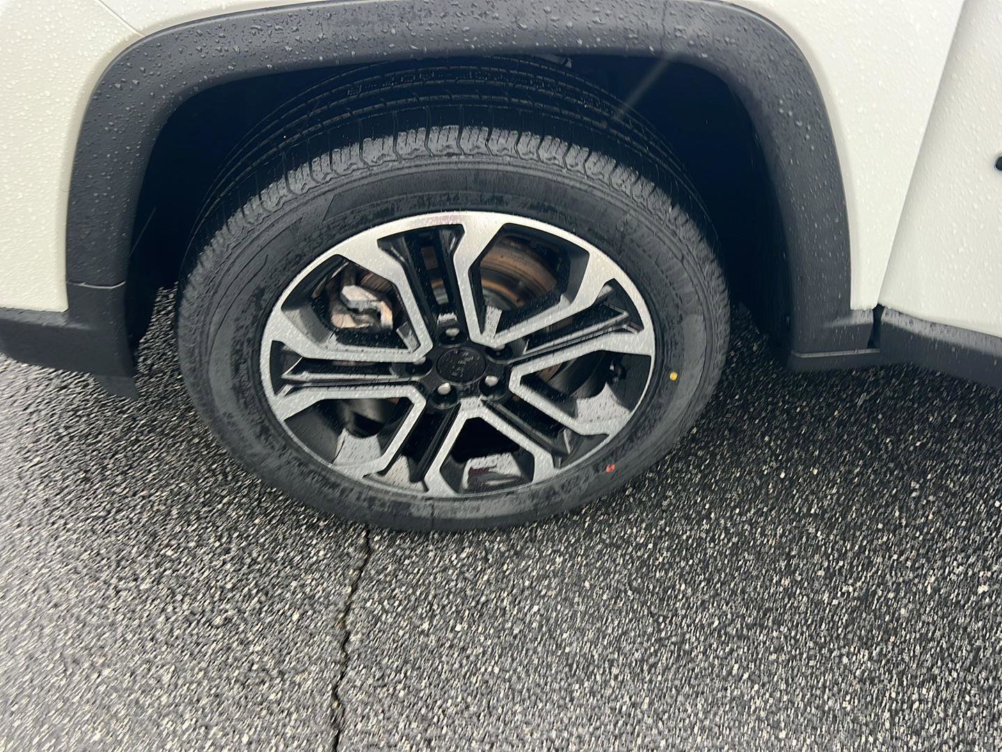 Used 2022 Jeep Compass Limited image 36