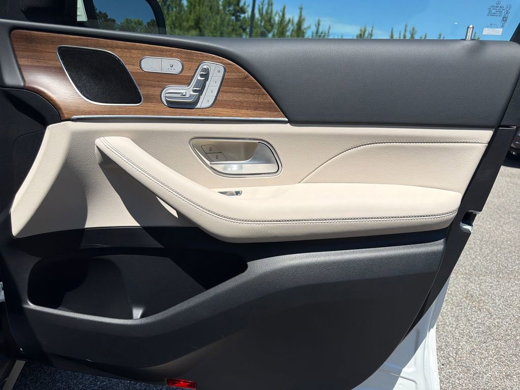 Certified 2025 Mercedes-Benz GLE 450 4MATIC image 36