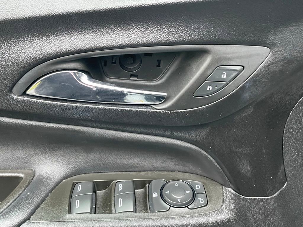 Certified 2023 Chevrolet Equinox LT w/ Driver Convenience Package image 26