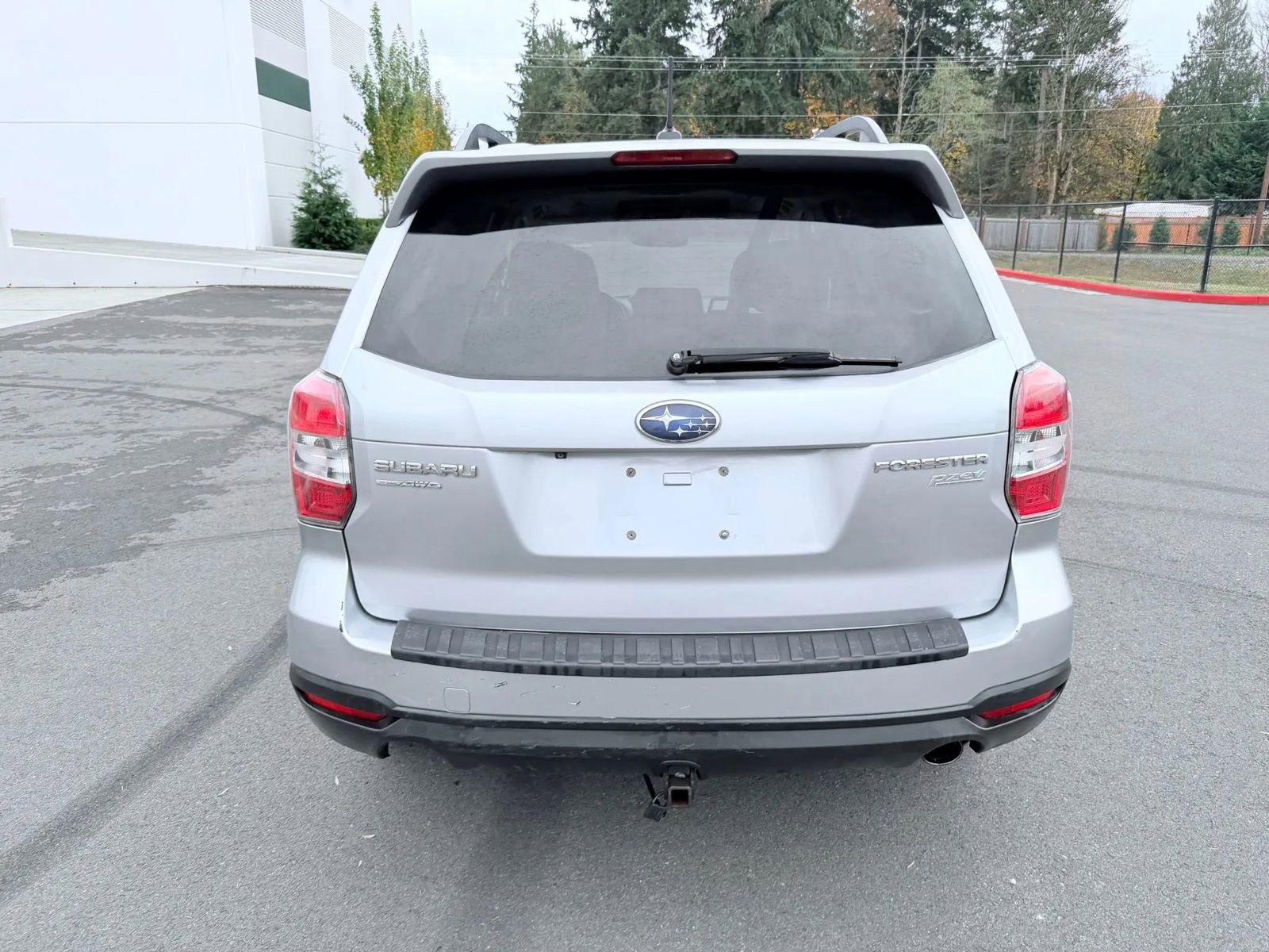 Used 2014 Subaru Forester 2.5i Touring image 4