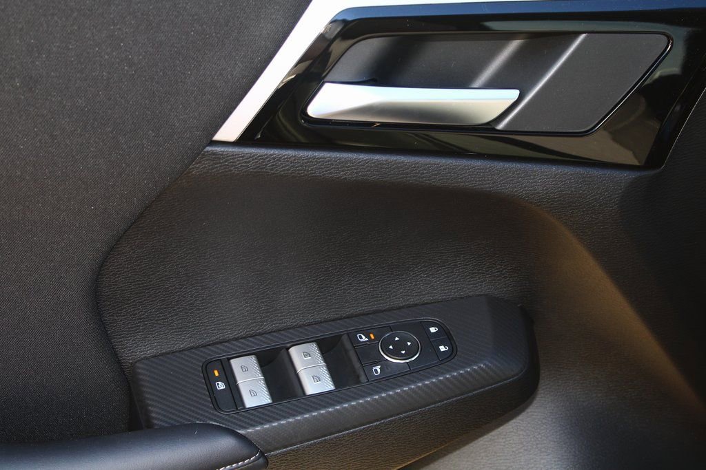 New 2026 Mitsubishi Outlander ES image 12