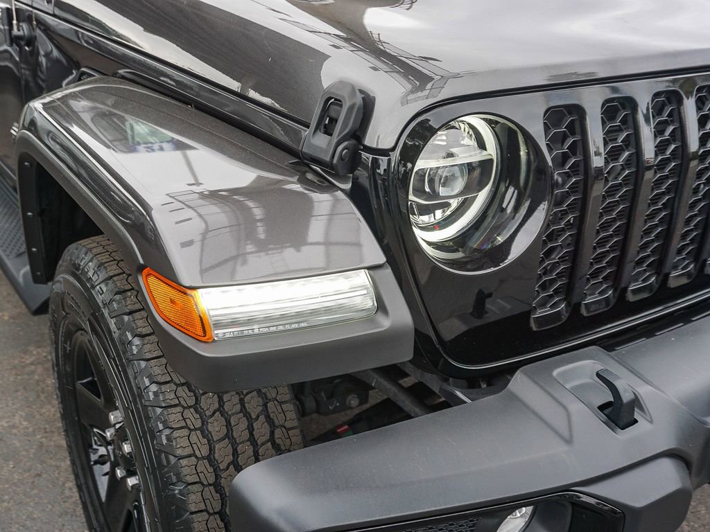 Used 2021 Jeep Gladiator Sport image 11