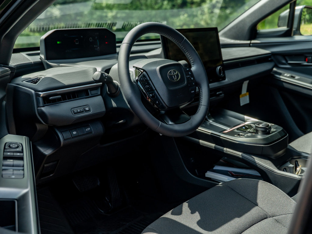 New 2026 Toyota C-HR AWD/4WD image 10