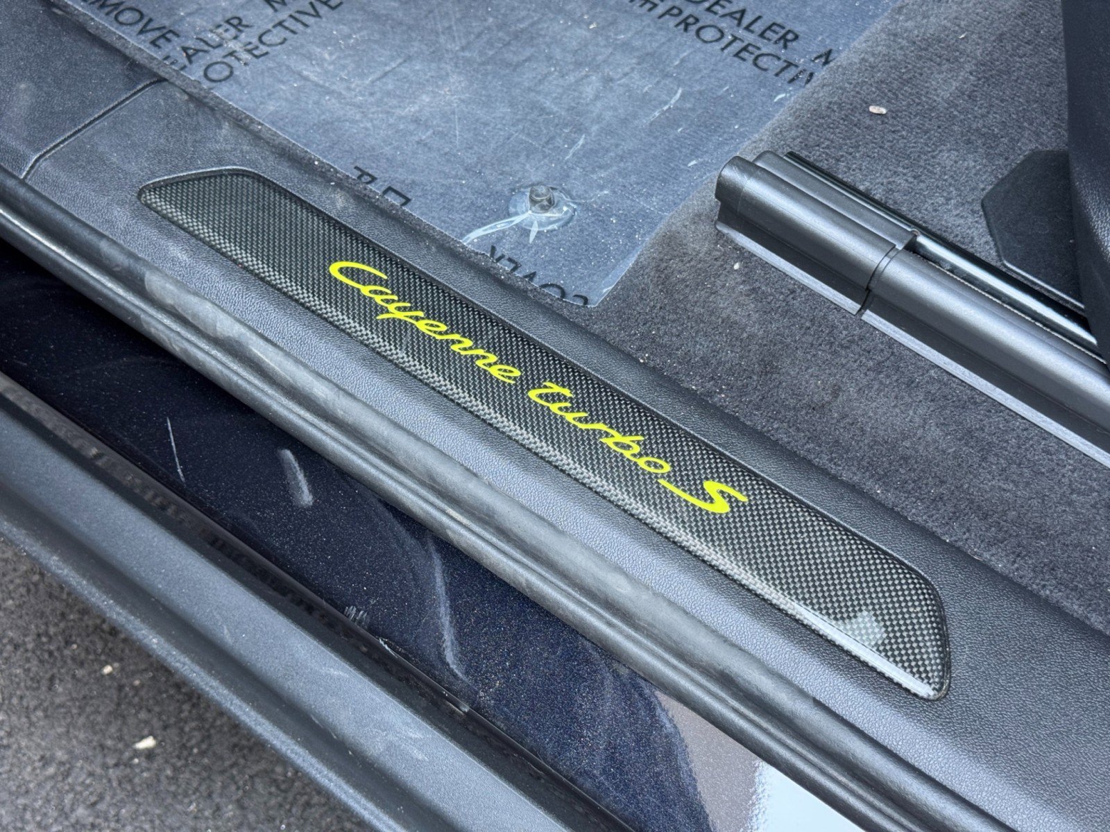 Used 2021 Porsche Cayenne Turbo S image 20