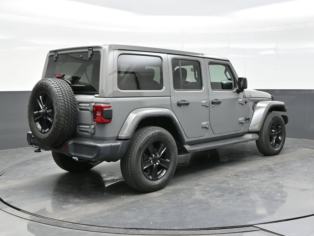 Used 2023 Jeep Wrangler Unlimited Sahara AWD/4WD image 7