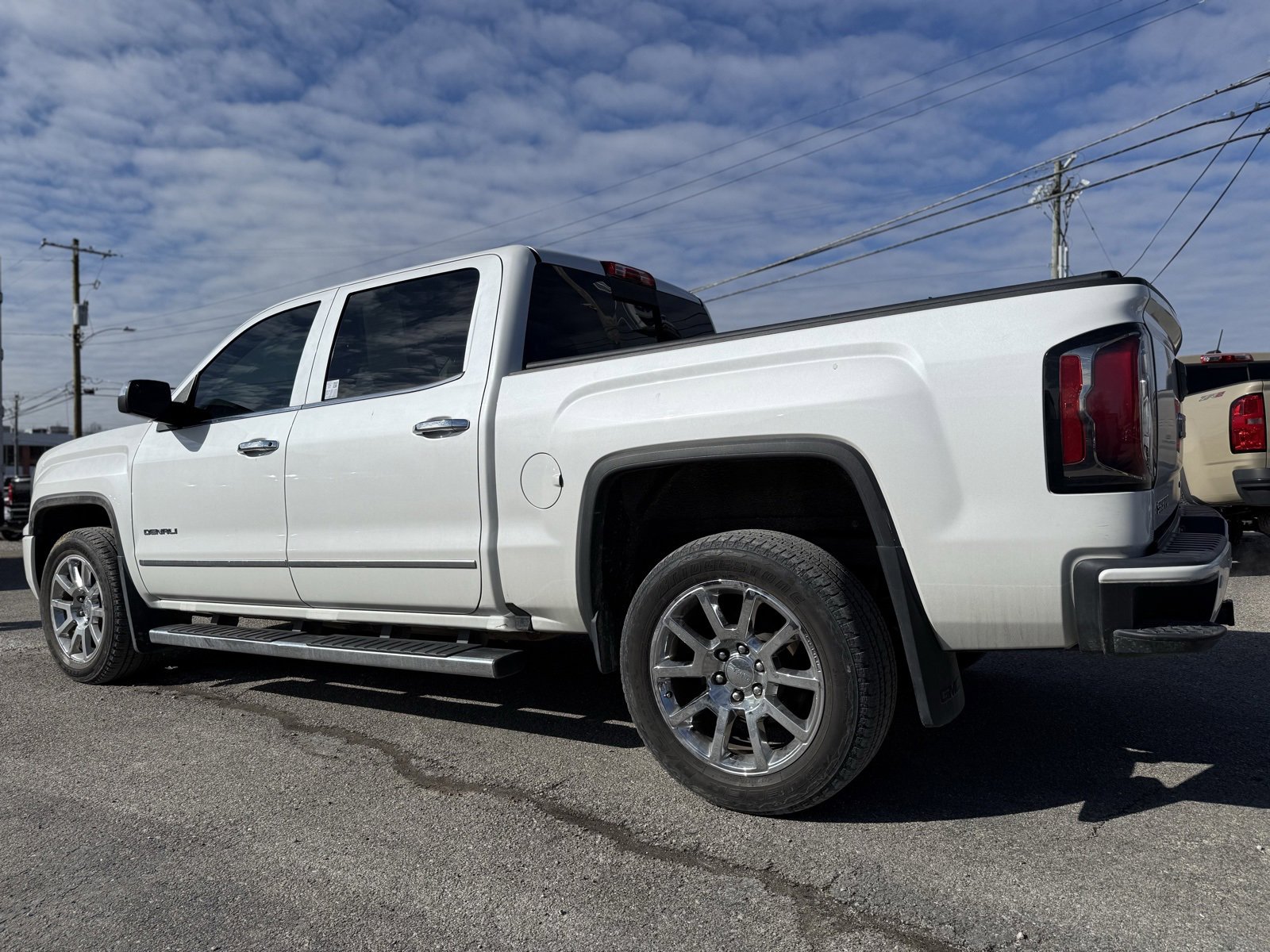 Used 2016 GMC Sierra 1500 Denali w/ Enhanced Driver Alert Package image 5