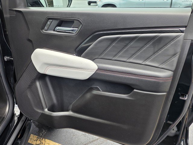 Used 2026 GMC Canyon AT4X AWD/4WD image 23