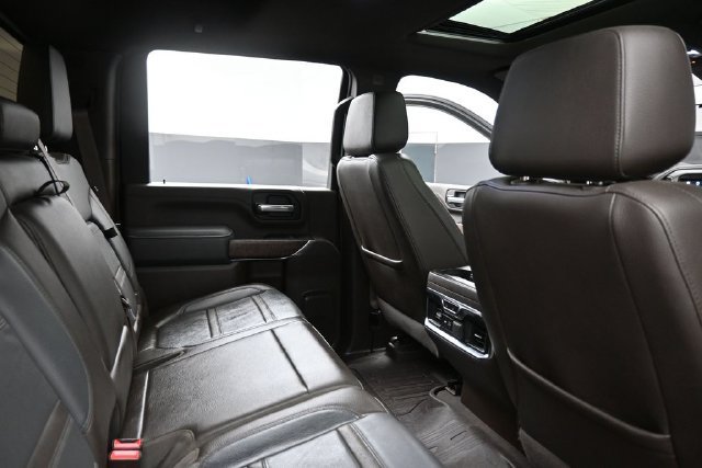 Used 2023 GMC Sierra 3500 Denali w/ Denali Ultimate Package AWD/4WD image 30
