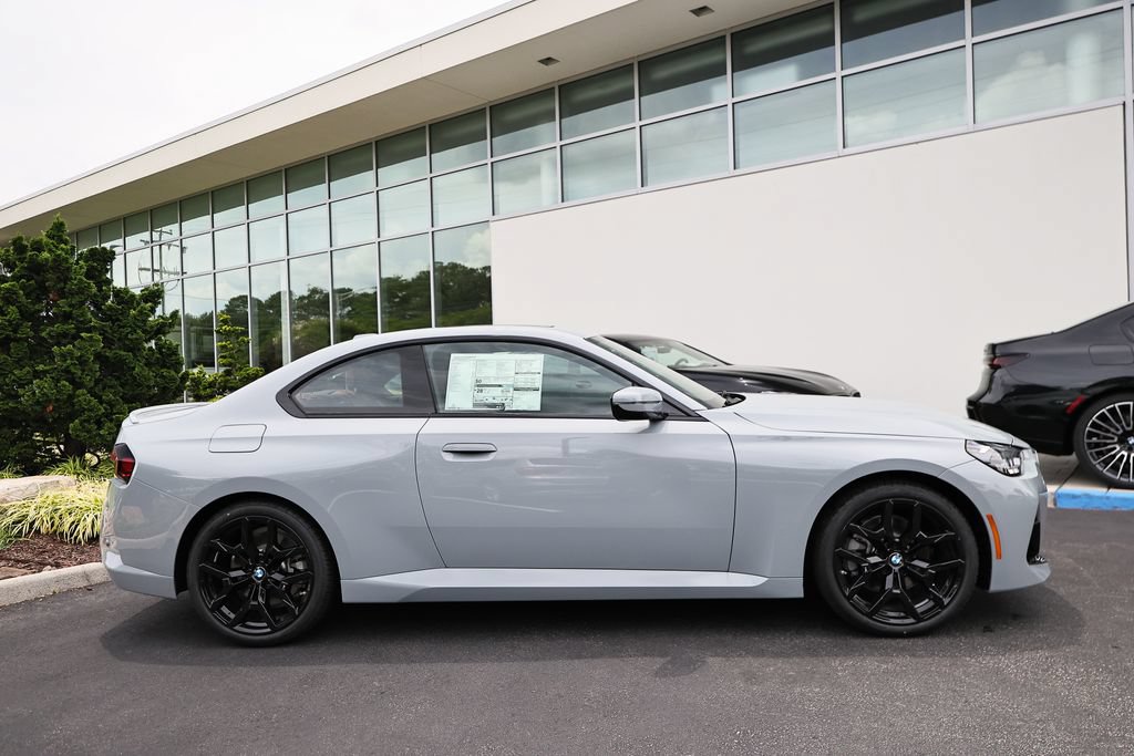 New 2026 BMW 230i xDrive Coupe w/ M Sport Package AWD/4WD image 4