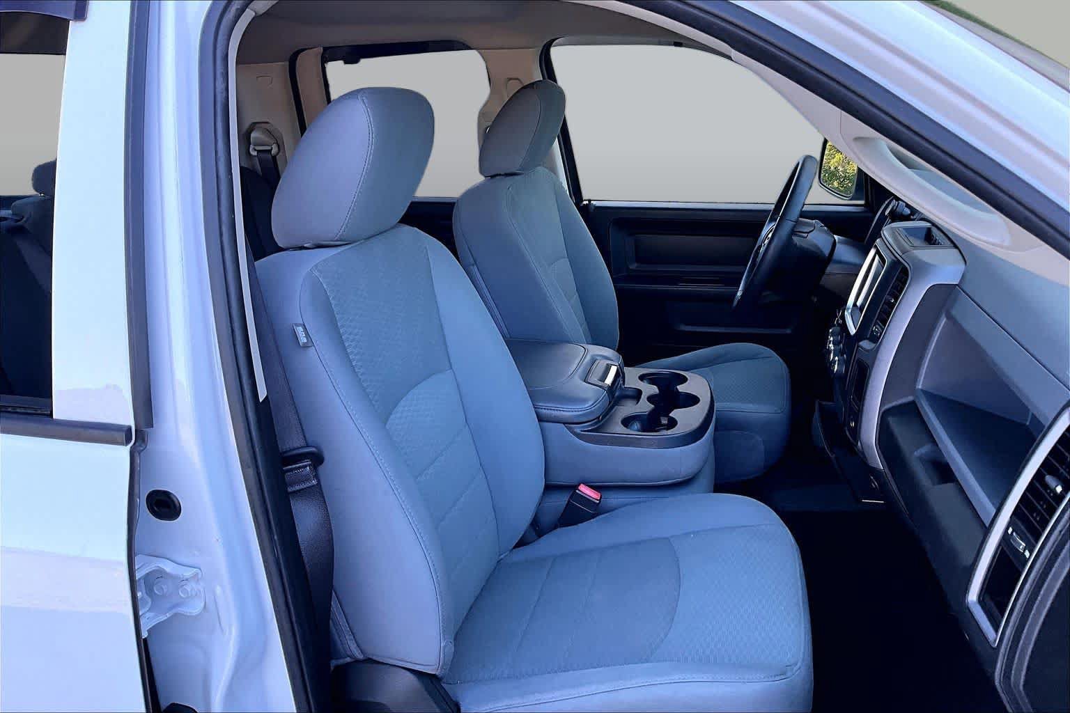 Used 2019 RAM 1500 Express AWD/4WD image 8