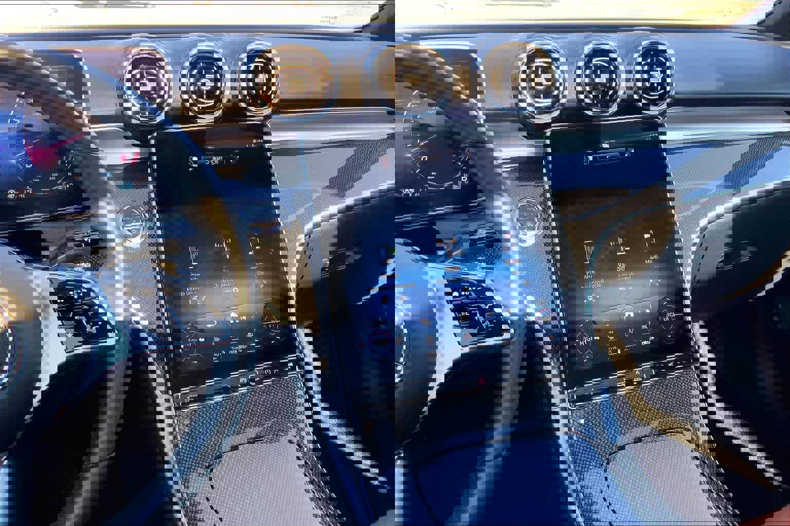 Certified 2023 Mercedes-Benz C 300 4MATIC Sedan image 7