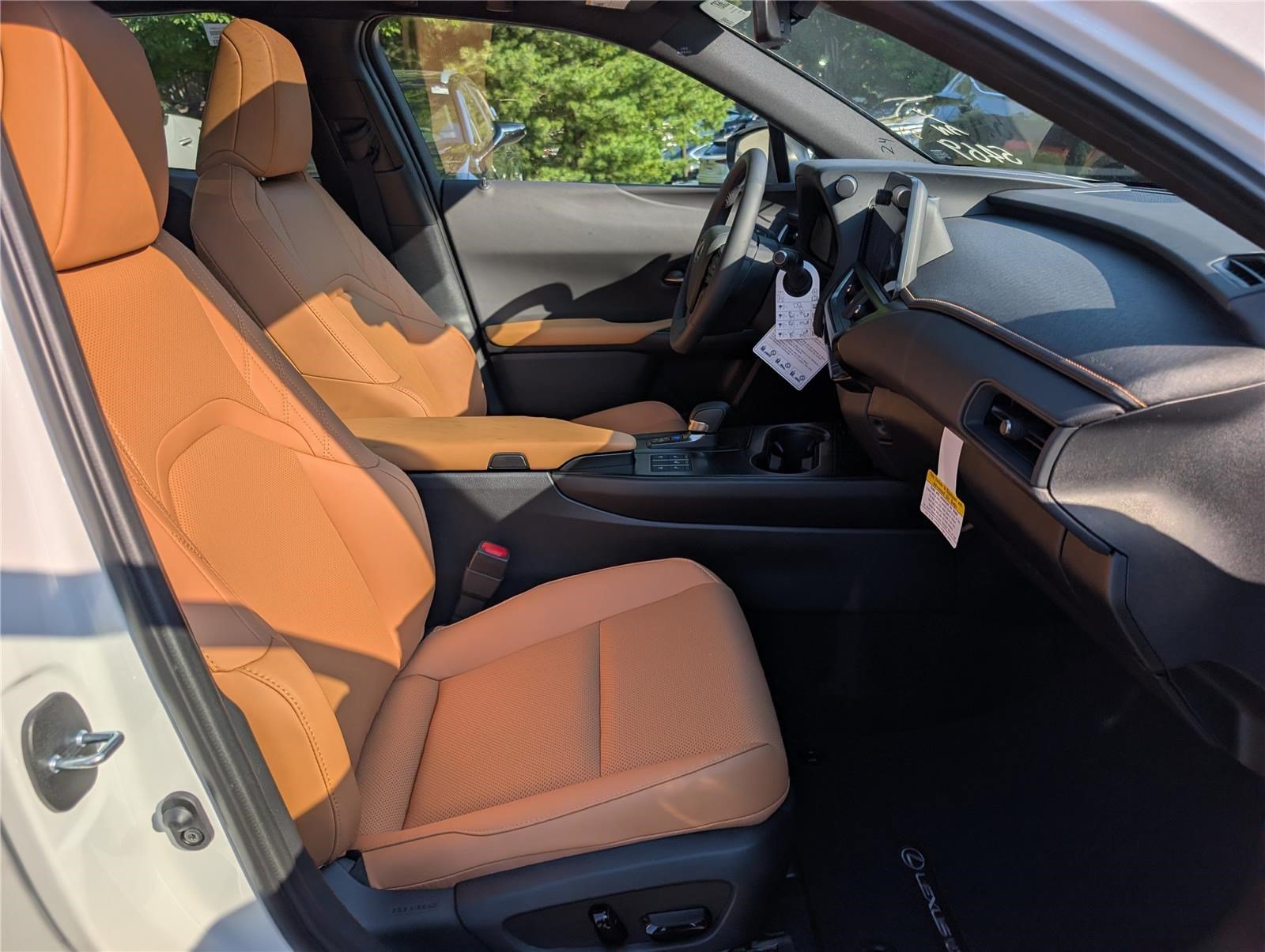 New 2026 Lexus UX 300h AWD image 7
