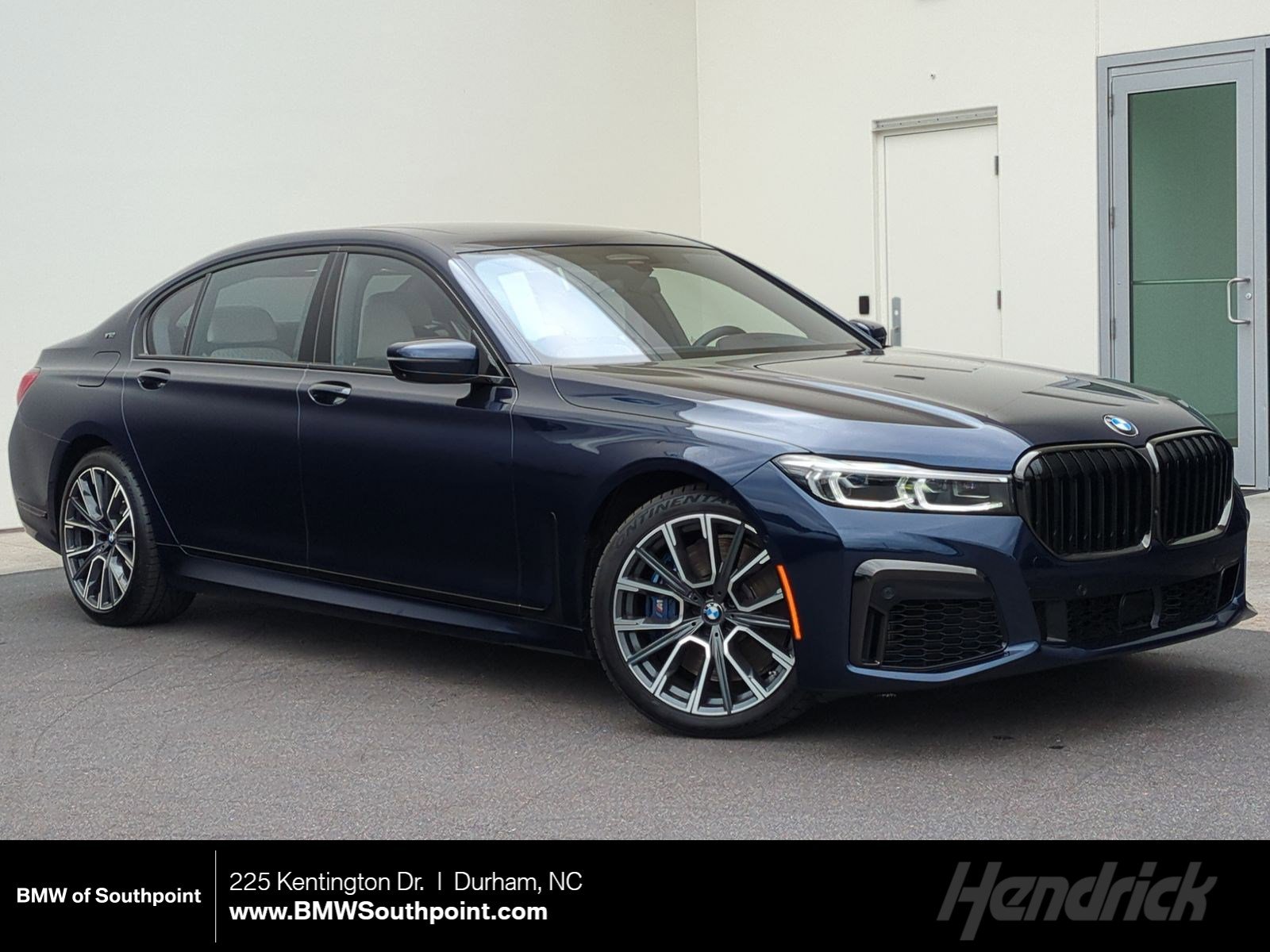 Used 2022 BMW M760i xDrive w/ Luxury Rear Seating Package AWD/4WD image 1